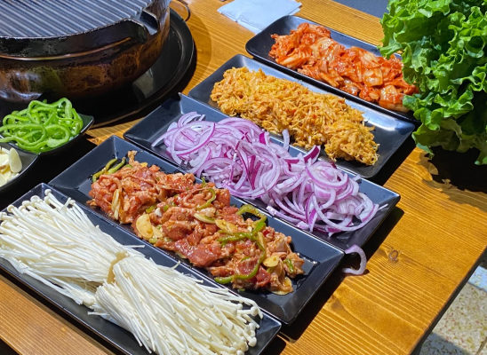 赤峰烤肉店誰(shuí)家好吃啊電話多少-第1張圖片