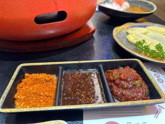 赤峰市黑牛小鎮(zhèn)烤肉電話號(hào)碼-第1張圖片