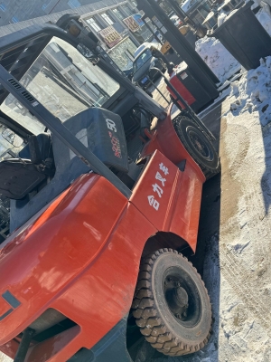 赤峰橋北二手鏟車電話號(hào)碼-第1張圖片