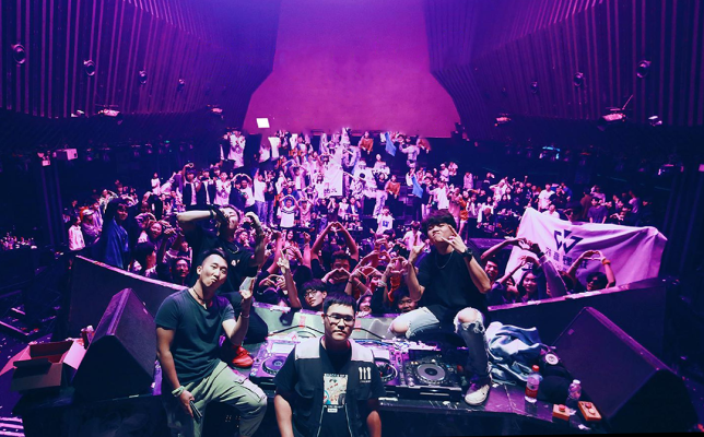 赤峰云鼎國際酒吧電話多少號-第1張圖片