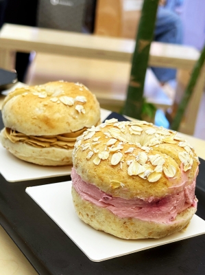 赤峰優(yōu)咖甜品店地址電話號(hào)碼-第1張圖片