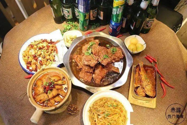 赤峰大桌餐廳電話多少啊-第1張圖片