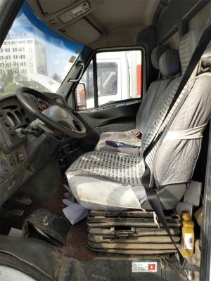 赤峰收二手廂貨車電話號碼-第1張圖片