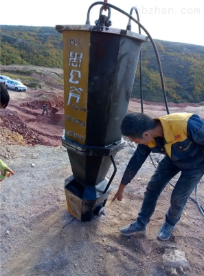 內(nèi)蒙赤峰破碎機(jī)廠家電話號碼-第1張圖片