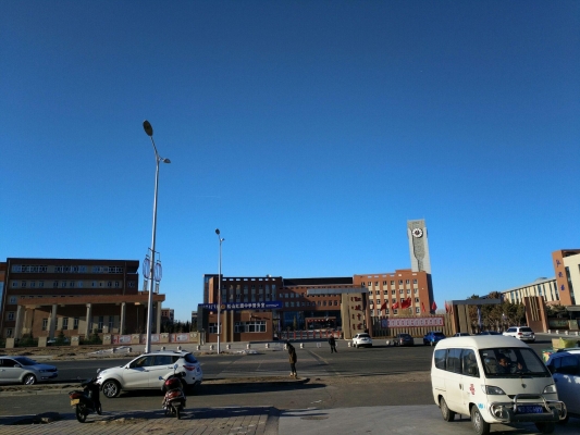 赤峰市全封閉的高中電話是多少-第1張圖片