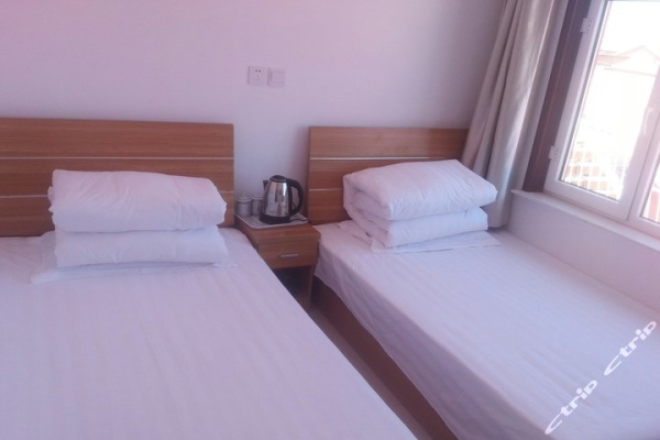 赤峰龍騰山莊農(nóng)家院電話號碼-第1張圖片