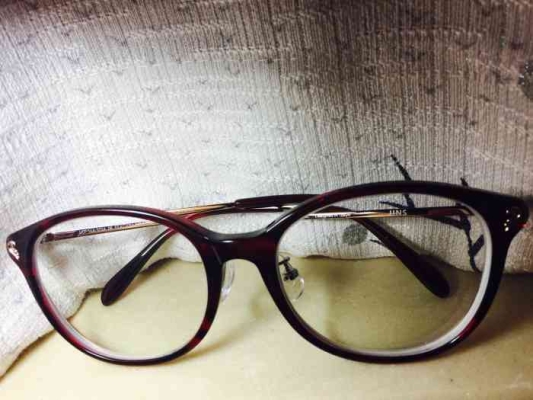 赤峰超薄鏡片批發(fā)電話號碼查詢-第1張圖片