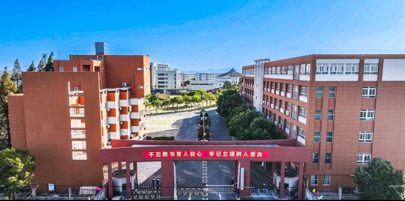 赤峰市初中報(bào)考指南電話號碼-第1張圖片