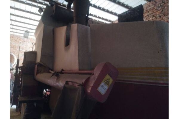 赤峰收割機(jī)團(tuán)隊(duì)電話多少號(hào)-第1張圖片