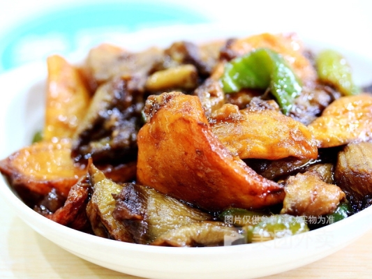 赤峰醬鹵餃子館地址電話號(hào)碼-第1張圖片