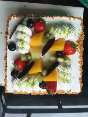 赤峰伊諾蛋糕店電話地址查詢-第1張圖片