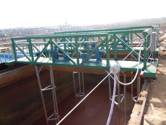 赤峰刮泥機(jī)售后服務(wù)電話號碼-第1張圖片