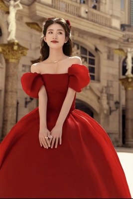 赤峰男女同款婚紗店電話號碼-第1張圖片