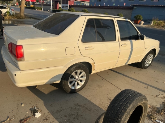 赤峰修琴補(bǔ)漆電話多少號(hào)-第1張圖片