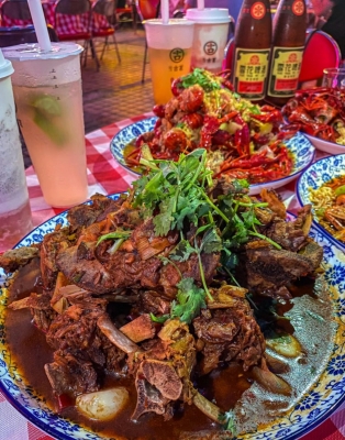 赤峰橋北夜市大排檔電話號(hào)碼-第1張圖片