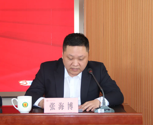 赤峰市醫(yī)院?jiǎn)虂喫措娫?huà)號(hào)碼-第1張圖片