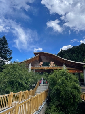 赤峰瑤池碧水酒店電話號(hào)碼多少-第1張圖片