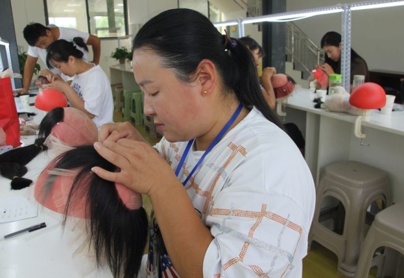 赤峰假發(fā)加工廠電話號碼多少-第1張圖片