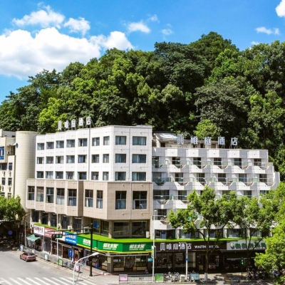 赤峰麗楓酒店經(jīng)理電話號(hào)碼是多少-第1張圖片