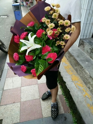 赤峰花坊鮮花店地址電話號碼-第1張圖片