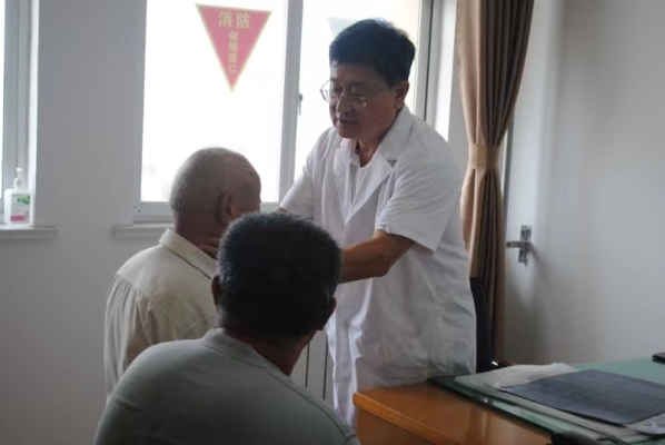 赤峰市腫瘤醫(yī)院院長是誰-第1張圖片