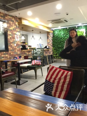 喵屋咖啡赤峰店電話多少號(hào)-第1張圖片