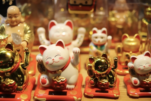 赤峰賣招財(cái)貓的電話地址-第1張圖片