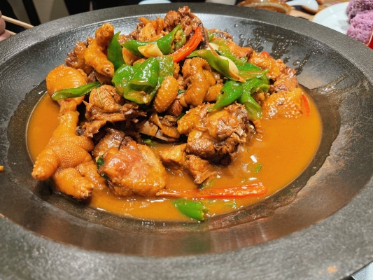 赤峰廚具鐵鍋批發(fā)市場(chǎng)電話號(hào)碼-第1張圖片