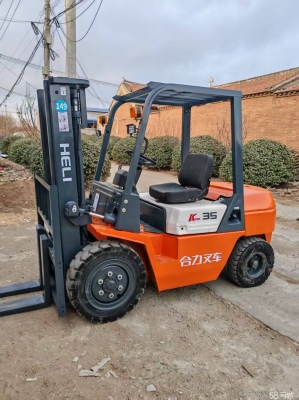 赤峰出售二手叉車(chē)轉(zhuǎn)讓電話(huà)號(hào)碼-第1張圖片