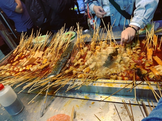 赤峰老黑炸串店地址電話(huà)號(hào)碼-第1張圖片