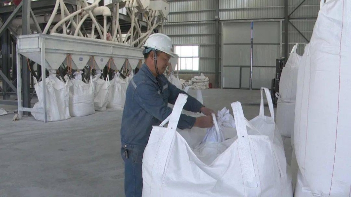 內(nèi)蒙古赤峰市石英砂廠-第1張圖片