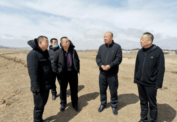 赤峰到烏丹網(wǎng)約車電話號碼-第1張圖片