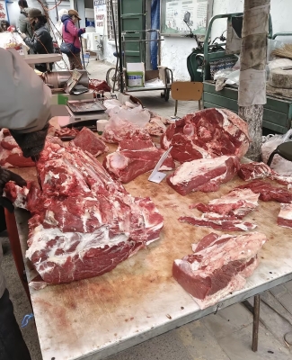 赤峰政府旁邊市場賣牛肉的電話號碼-第1張圖片