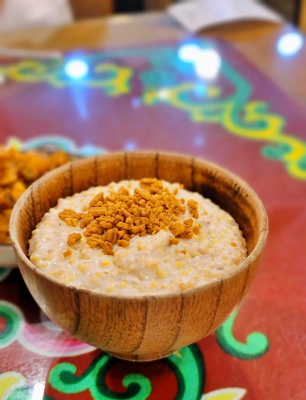 赤峰薩仁格日勒蒙餐-第1張圖片