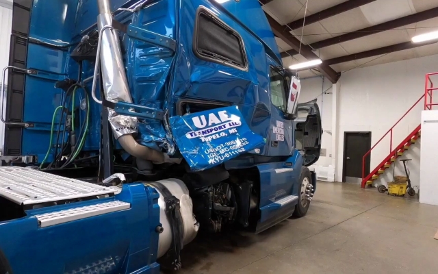 赤峰卡車鈑金維修電話號碼查詢-第1張圖片