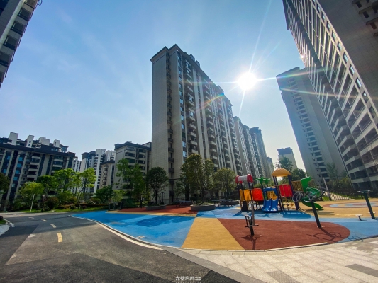 鵬宇地產(chǎn)現(xiàn)代城赤峰店電話號(hào)碼-第1張圖片