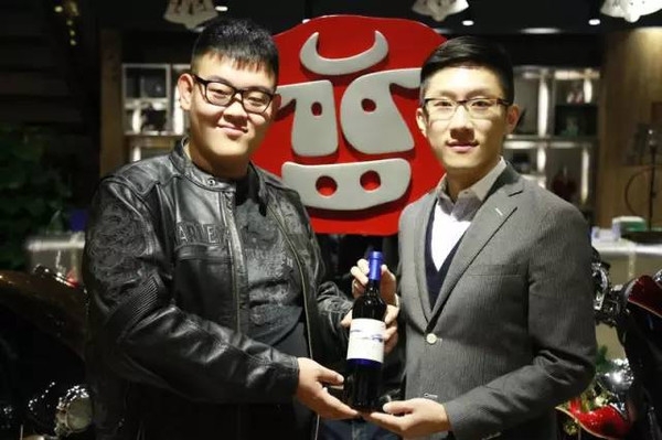 蒙野酒業(yè)赤峰直銷處電話號(hào)碼-第1張圖片