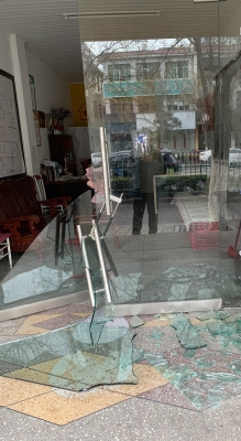 赤峰磨砂玻璃店電話多少號(hào)-第1張圖片