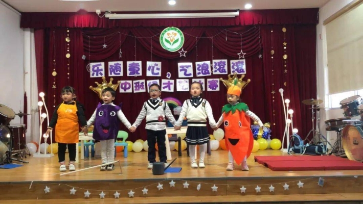 赤峰藝?yán)嗣腊l(fā)地址電話多少號-第1張圖片