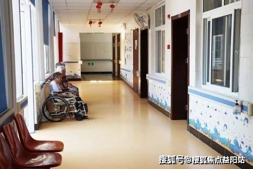 赤峰大鵝美發(fā)店地址電話號碼-第1張圖片