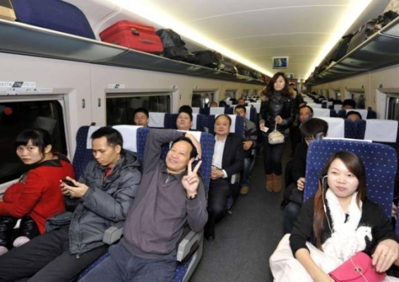 赤峰高鐵二樓客服電話號碼-第1張圖片