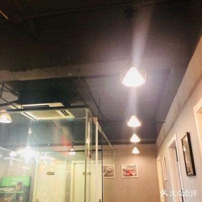 赤峰市首飾工作室電話號(hào)碼-第1張圖片