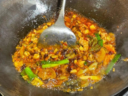 赤峰賣酒地?cái)傇谀睦锇‰娫捥?hào)碼-第1張圖片