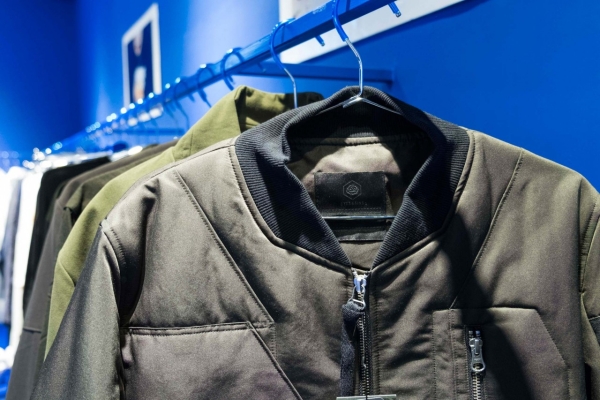 赤峰蒂蒂貓女裝店地址電話號碼-第1張圖片