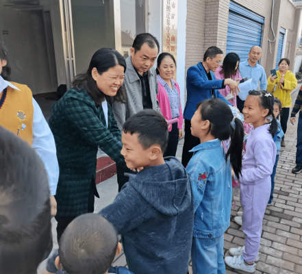 赤峰日?qǐng)?bào)愛眼護(hù)眼電話是多少號(hào)-第1張圖片