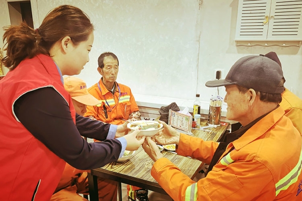 赤峰送雞蛋聯(lián)系電話號碼查詢-第1張圖片