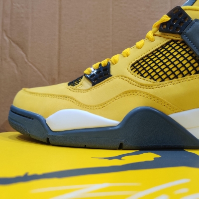 赤峰修復(fù)大黃靴店電話多少號-第1張圖片