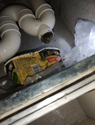 赤峰陽(yáng)臺(tái)鋁合金檢修口電話號(hào)碼-第1張圖片