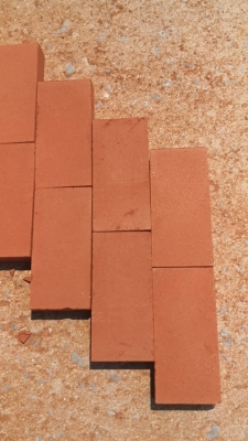 赤峰人行道磚廠家電話是多少-第1張圖片