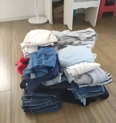 赤峰市內(nèi)舊衣服回收電話號碼-第1張圖片